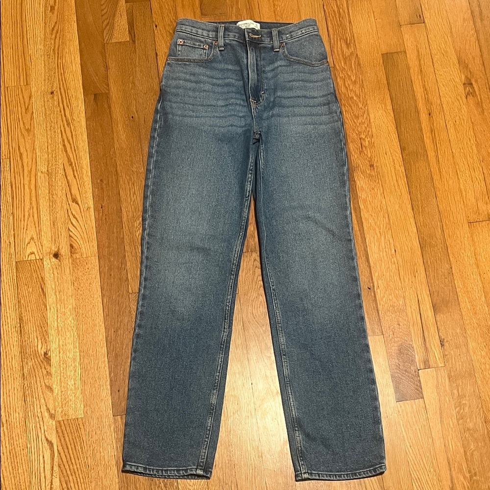 Abercrombie & Fitch 90s Straight Ultra High rise